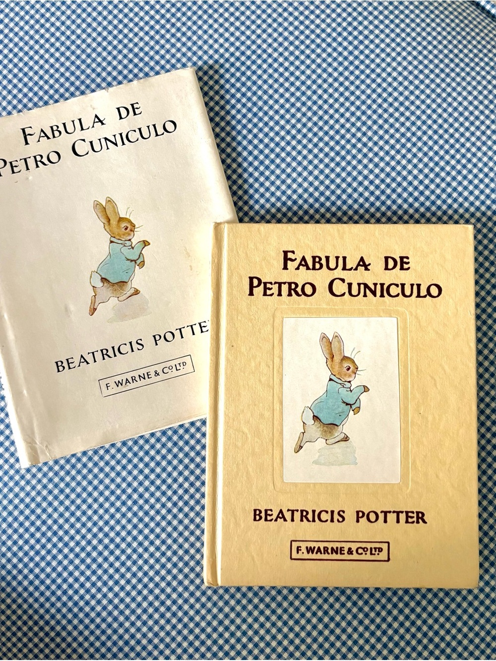 The Tale of Peter Rabbit LATIN Fabula de Petro Cuniculo by Beatrice Potter Book